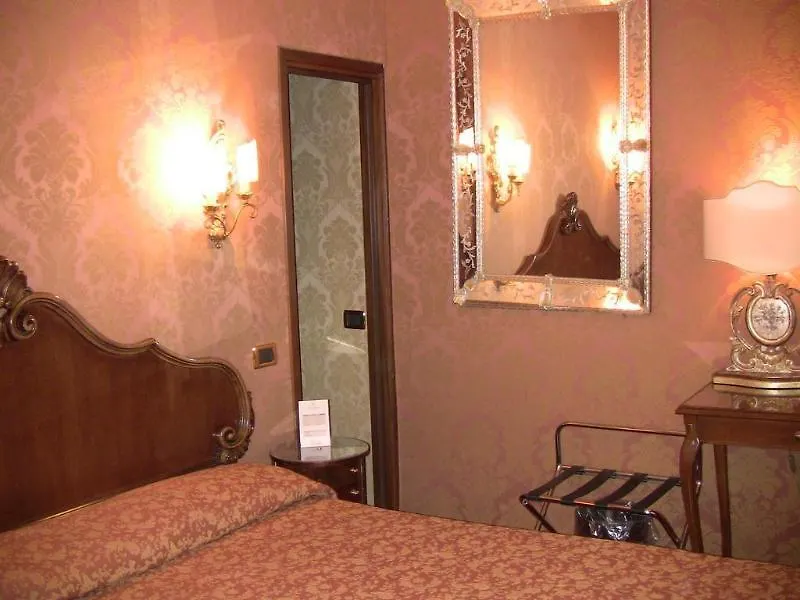 Hotel Lisbona Βενετία