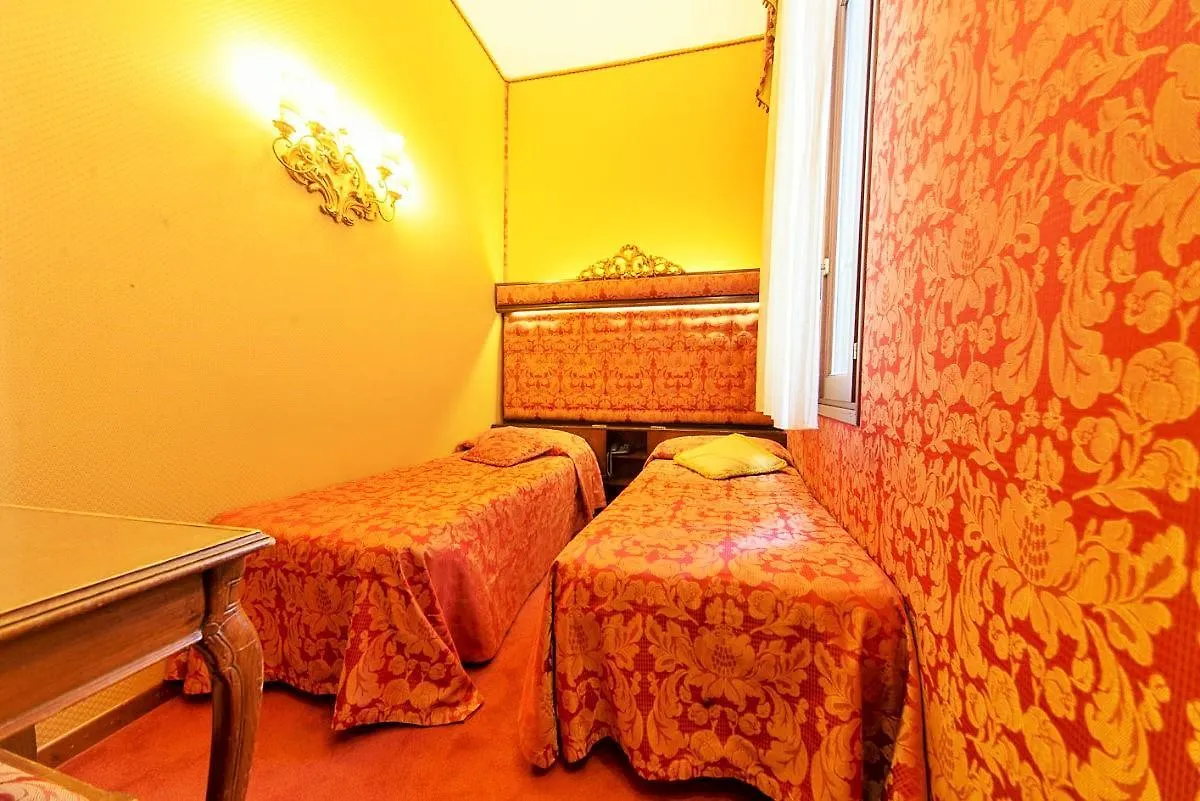 Hotel Lisbona Βενετία