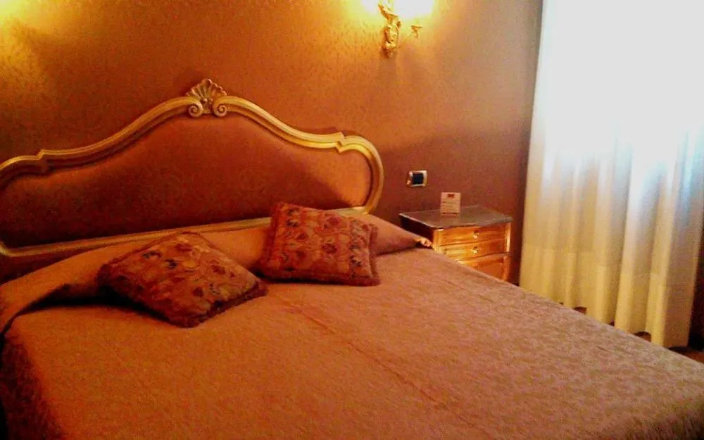 Hotel Lisbona Venice
