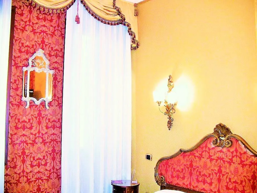 Hotel Lisbona Venice