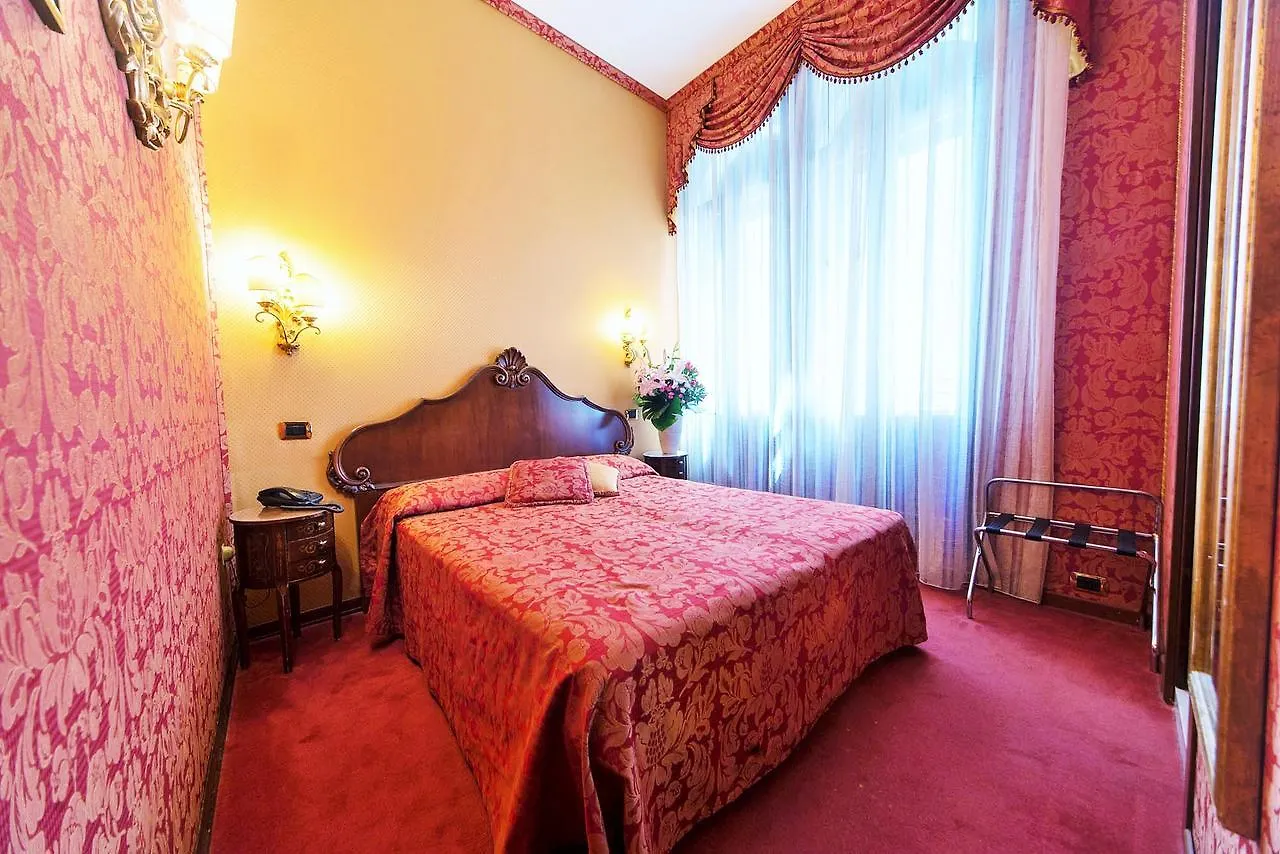 Hotel Lisbona Venice
