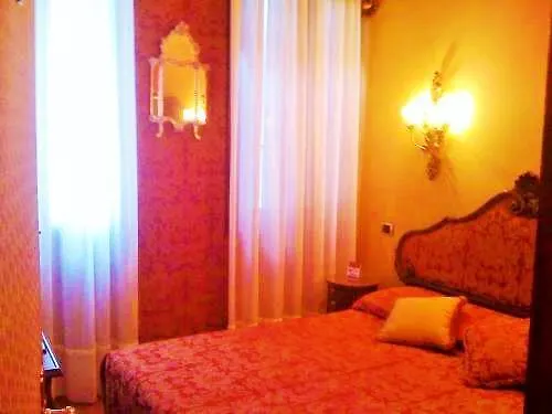 Hotel Lisbona Venice 3*,  Italy