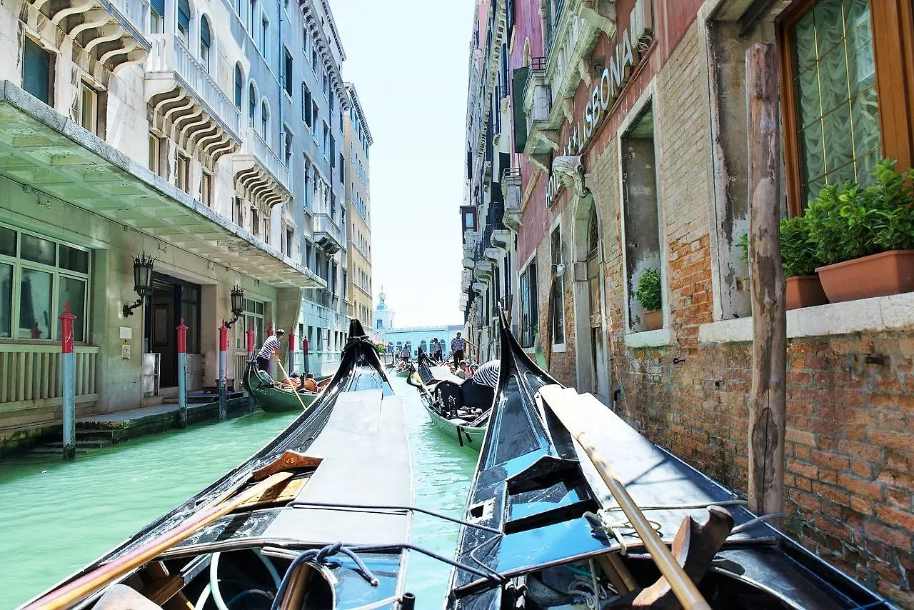 Hotel Lisbona Venice